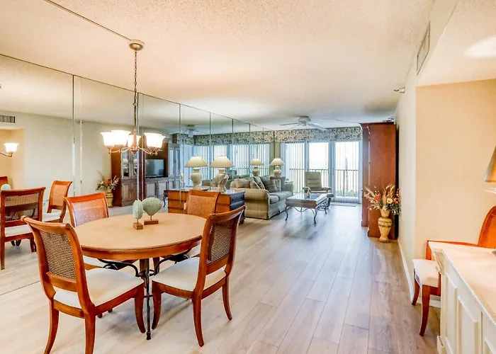 Landmark Towers 203 Holiday home *