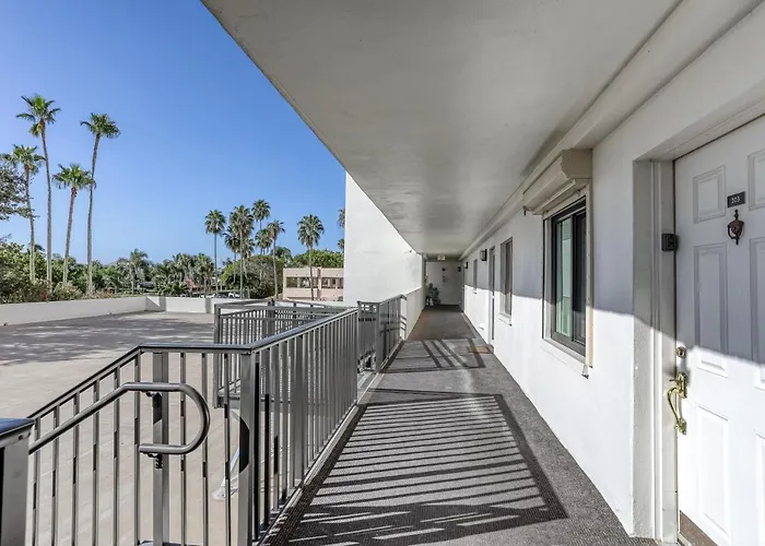 Landmark Towers 203 Holiday home Clearwater Beach